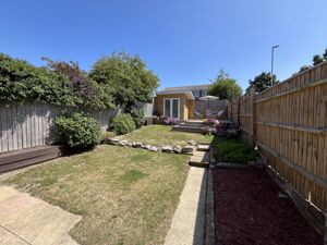 Long Garden- click for photo gallery